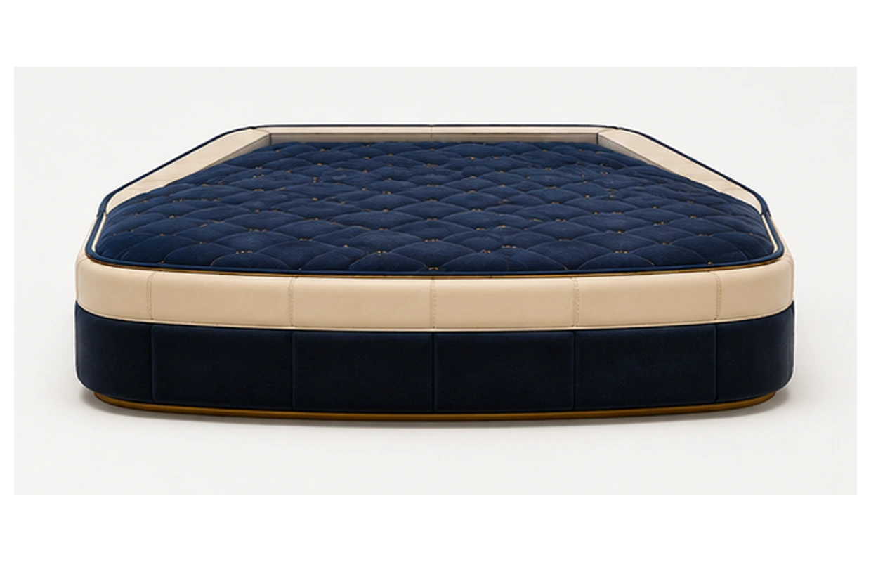 Front elevation of the angled Sopor Marine pilot bed